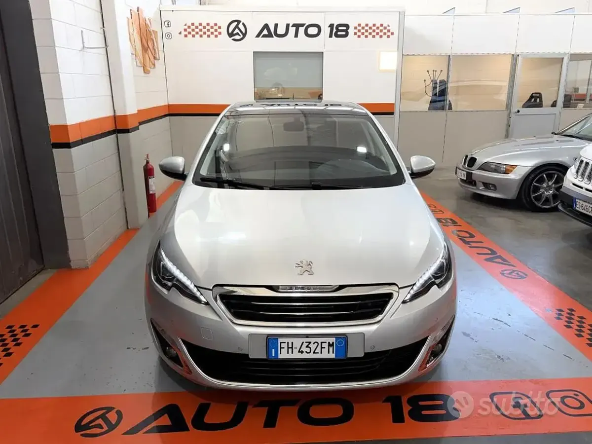 Usata Peugeot 308 131 CV (96 kW) 2017 Grigio Berlina