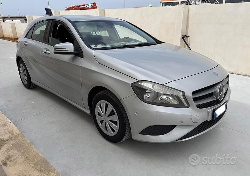 Usata Mercedes A160 89 CV (65 kW) 2014 Grigio Berlina