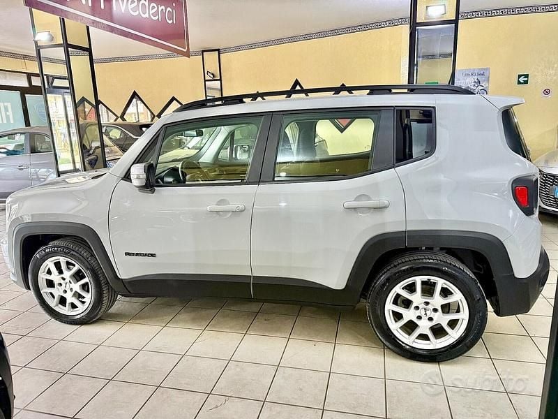 Usata Jeep Renegade Limited 130 CV (95 kW) 2022 Bianco SUV