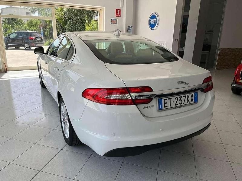 Usata Jaguar XF Premium Luxury 200 CV (147 kW) 2014 Berlina