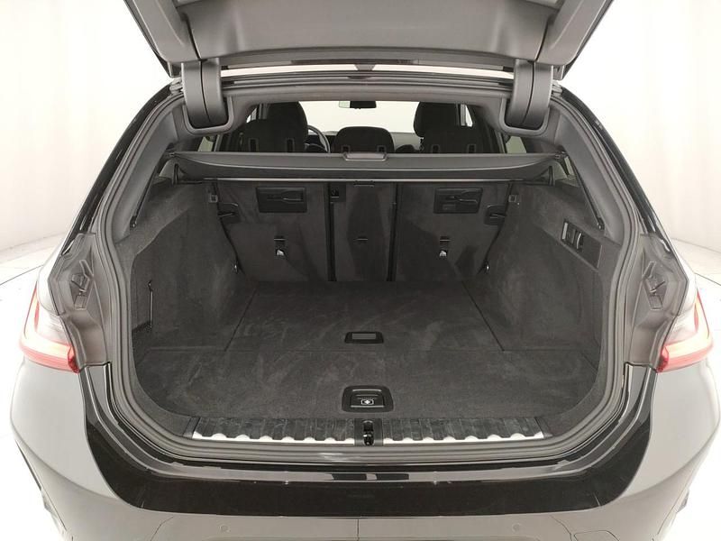 Usata BMW 320e M Sport 190 CV (139 kW) 2025 Nero Station wagon