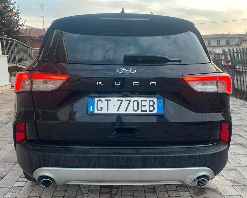 Usata Ford Kuga Titanium X 120 CV (88 kW) 2023 Nero SUV
