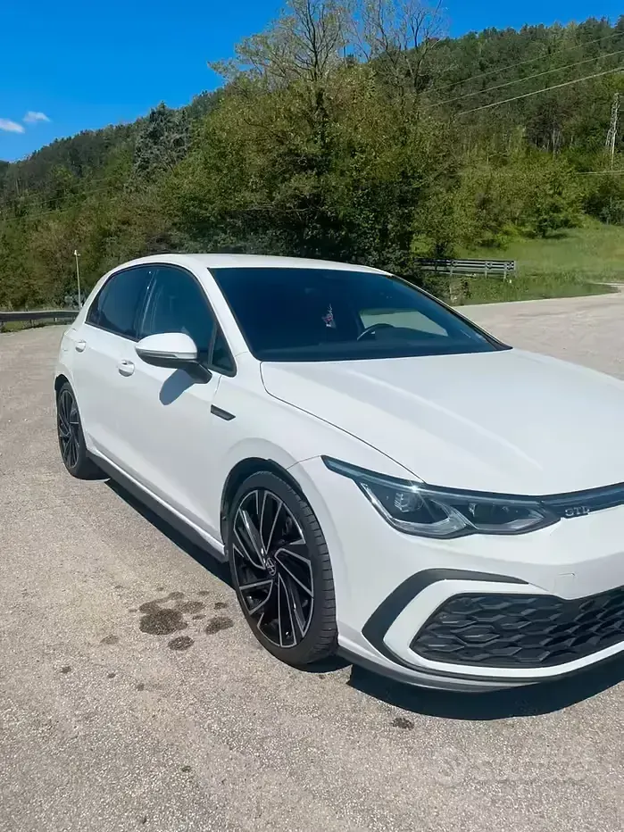 Usata VW Golf VIII GTD 200 CV (147 kW) 2021 Bianco Berlina