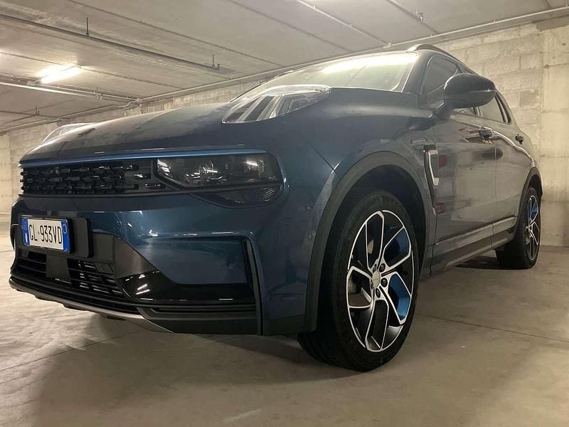 Blu/azzurro Usata 2023 Lynk & Co 01 SUV | 21.900 € (Ottimo prezzo) - Immagine 1/4