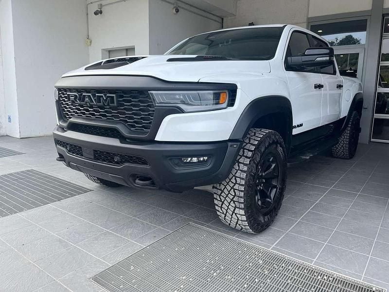 Nuova RAM 1500 540 CV (397 kW) 2025 Bianco Pick-up