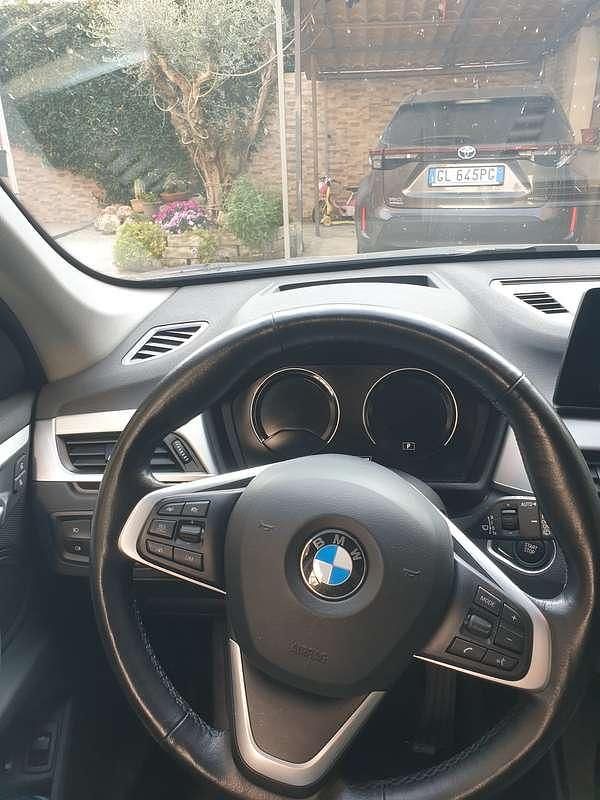 Usata BMW X1 Sport Line 125 CV (91 kW) 2021 Blu/azzurro SUV