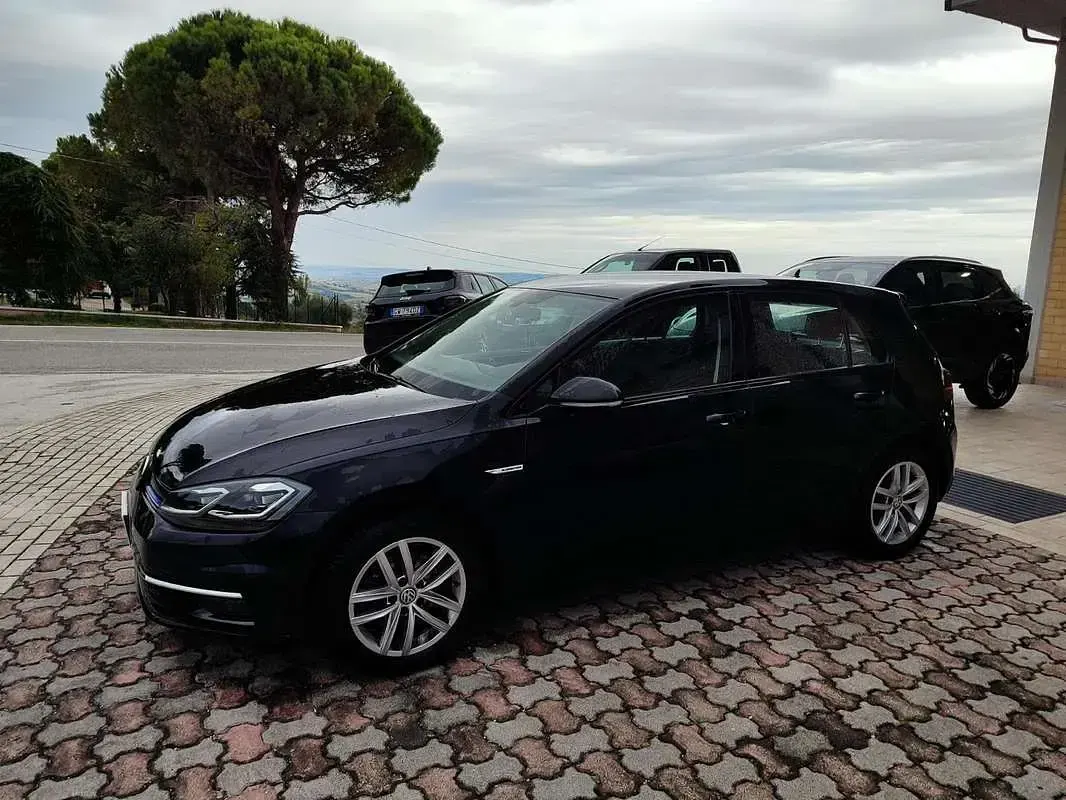 Usata VW Golf VII Executive 110 CV (80 kW) 2017 Berlina