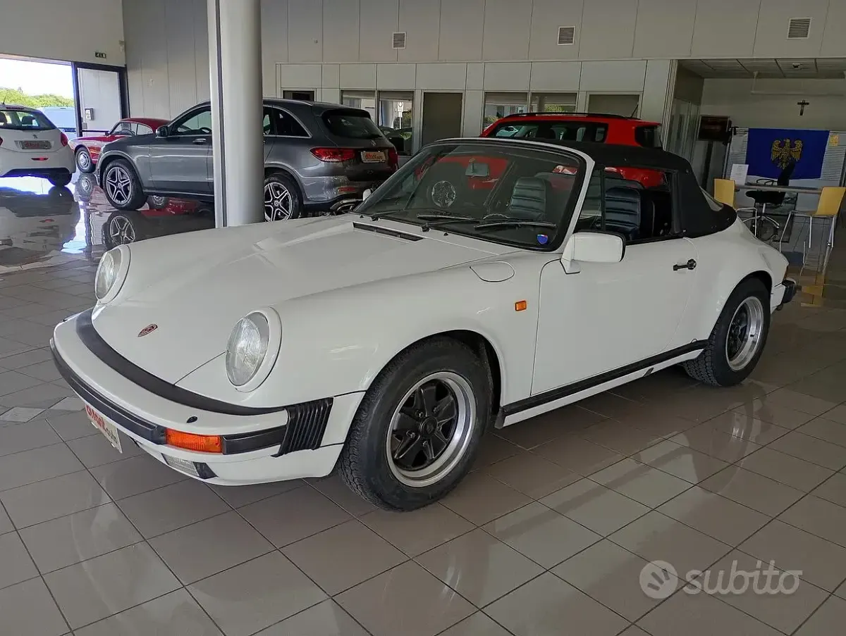 Usata Porsche 911 Carrera Cabriolet 231 CV (169 kW) 1983 Cabrio