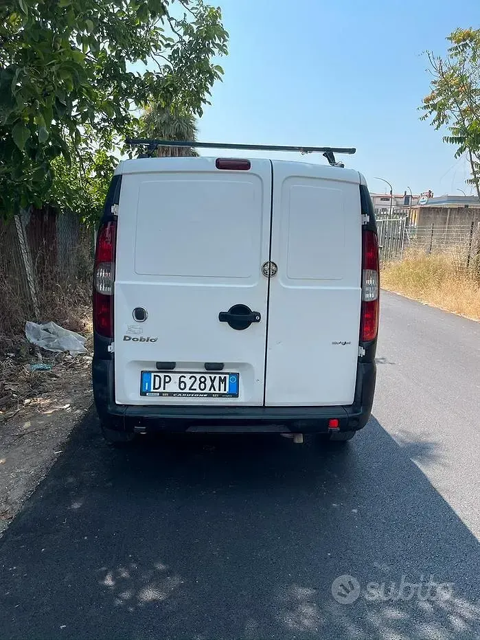 Usata Fiat Doblò 105 CV (77 kW) 2008 Bianco Monovolume