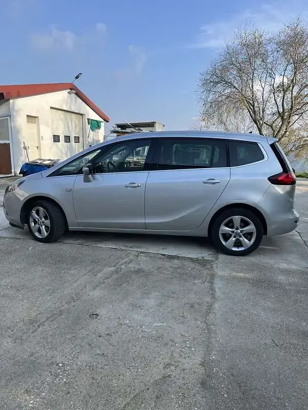 Usata Opel Zafira Tourer Cosmo 150 CV (110 kW) 2015 Monovolume