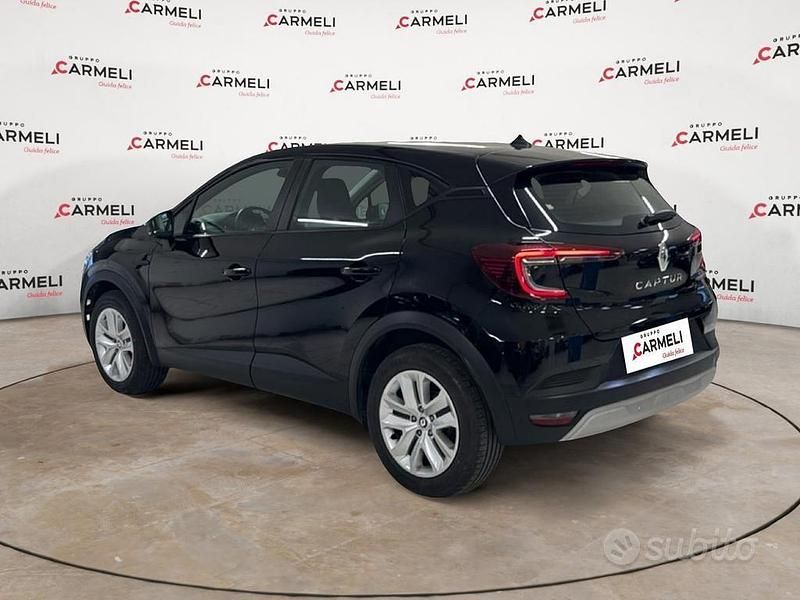 Usata Renault Captur Equilibre 101 CV (74 kW) 2022 Nero SUV