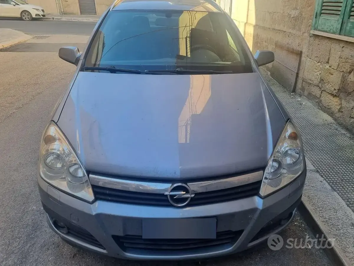 Usata Opel Astra Cosmo 101 CV (74 kW) 2007 Station wagon