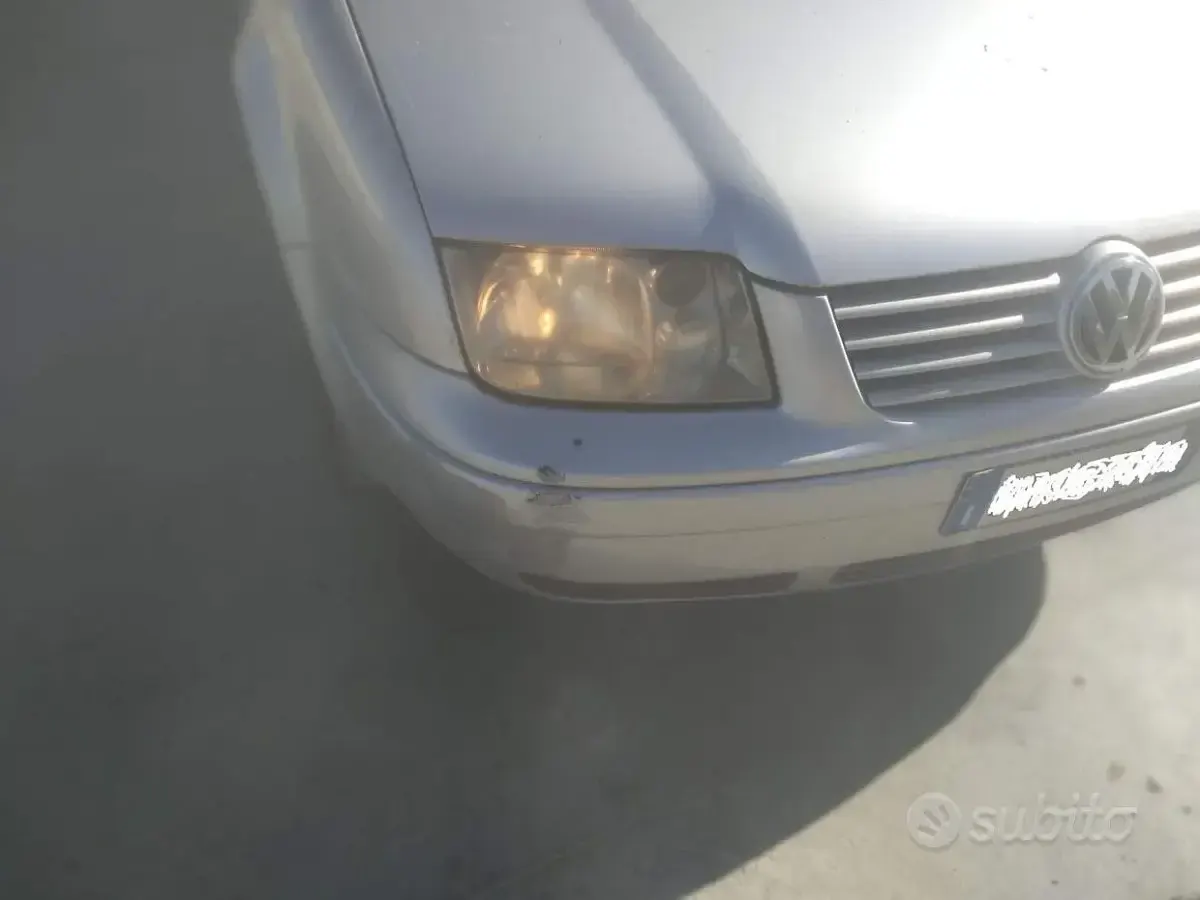 Usata VW Bora 105 CV (77 kW) 2000 Grigio Station wagon