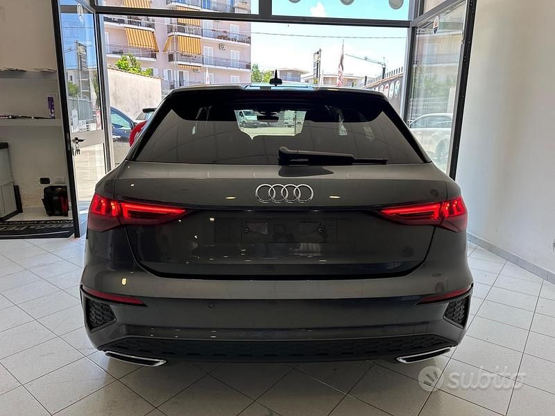 Usata Audi A3 S-Line 116 CV (85 kW) 2024 Grigio Berlina