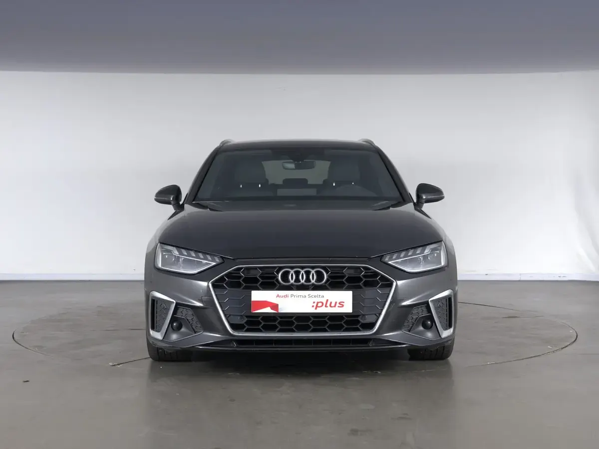 Usata Audi A4 S-Line 163 CV (119 kW) 2022 Nero mito metallizzato Station wagon