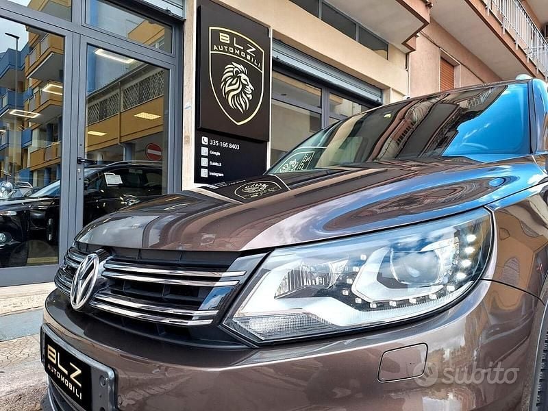 Usata VW Tiguan Sportline 140 CV (102 kW) 2012 Marrone SUV