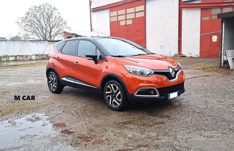 Usata Renault Captur Intens 90 CV (66 kW) 2017 Marrone SUV
