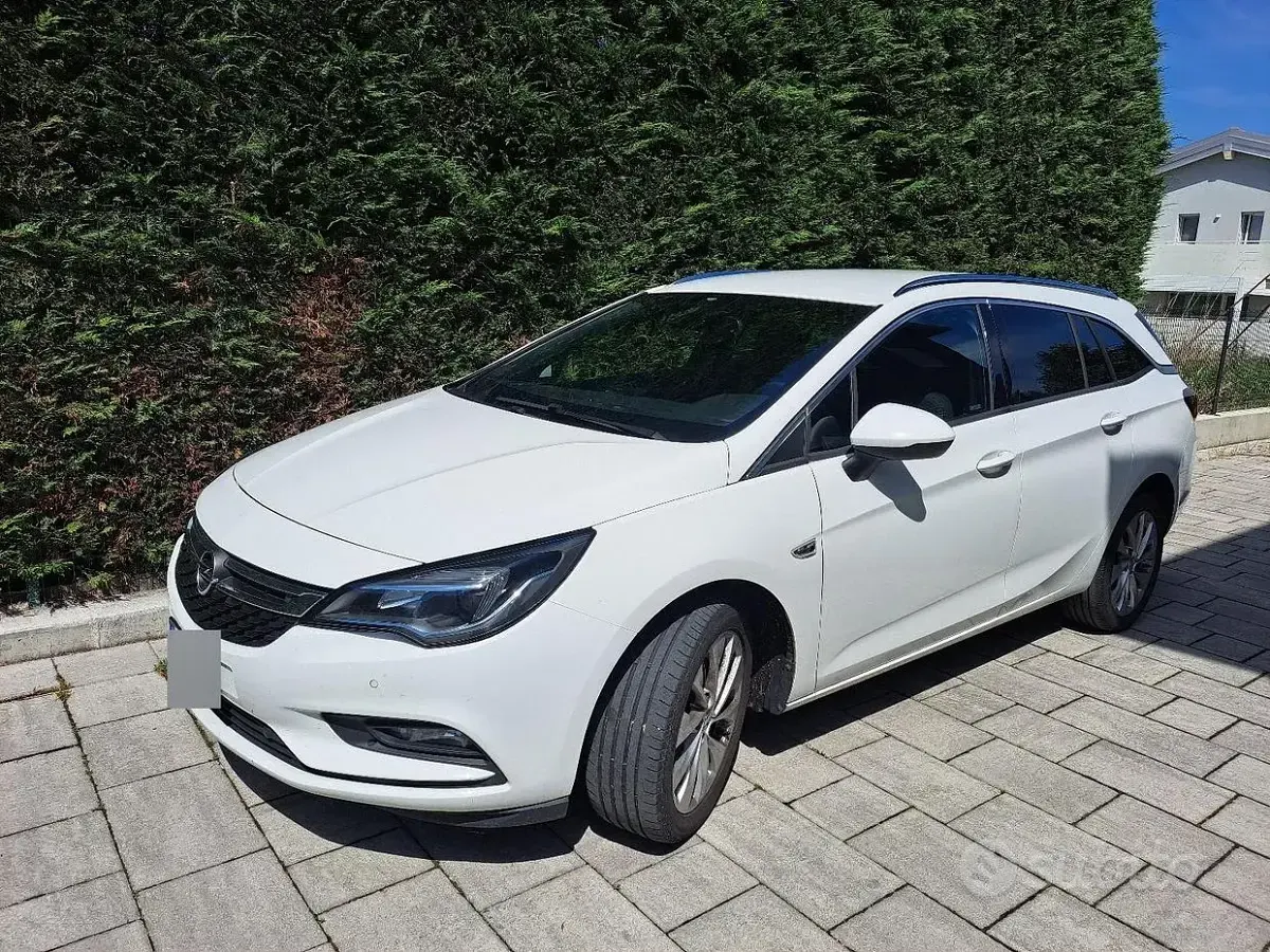 Usata Opel Astra 110 CV (80 kW) 2018 Bianco Station wagon