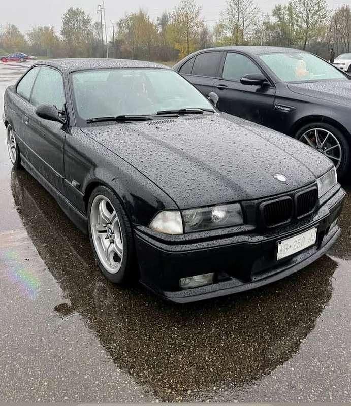 Usata BMW 318 140 CV (102 kW) 1994 Nero Coupé