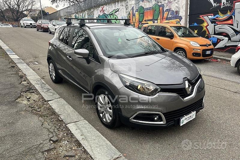 Usata Renault Captur 90 CV (66 kW) 2013 Grigio SUV