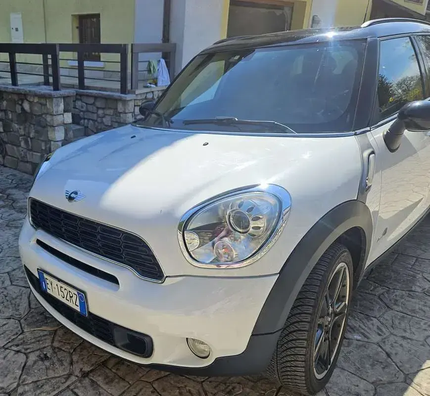 Usata Mini Cooper SD Countryman 143 CV (105 kW) 2011 Bianco SUV