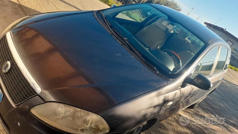 Usata Fiat Croma 120 CV (88 kW) 2006 Grigio Berlina