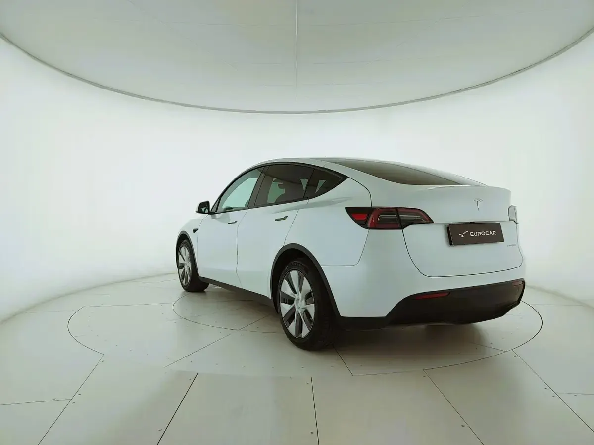Usata Tesla Model Y 378 kW (514 CV) 2023 Bianco SUV