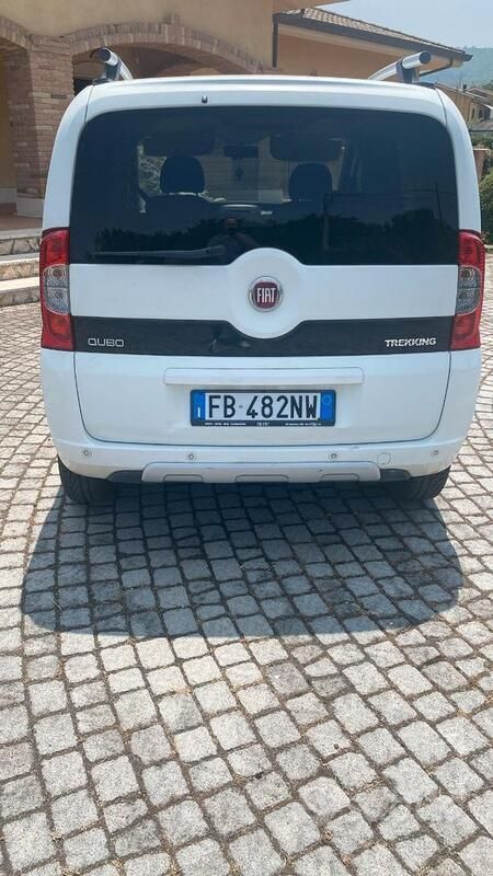 Usata Fiat Qubo Trekking 80 CV (58 kW) 2015 Bianco Monovolume