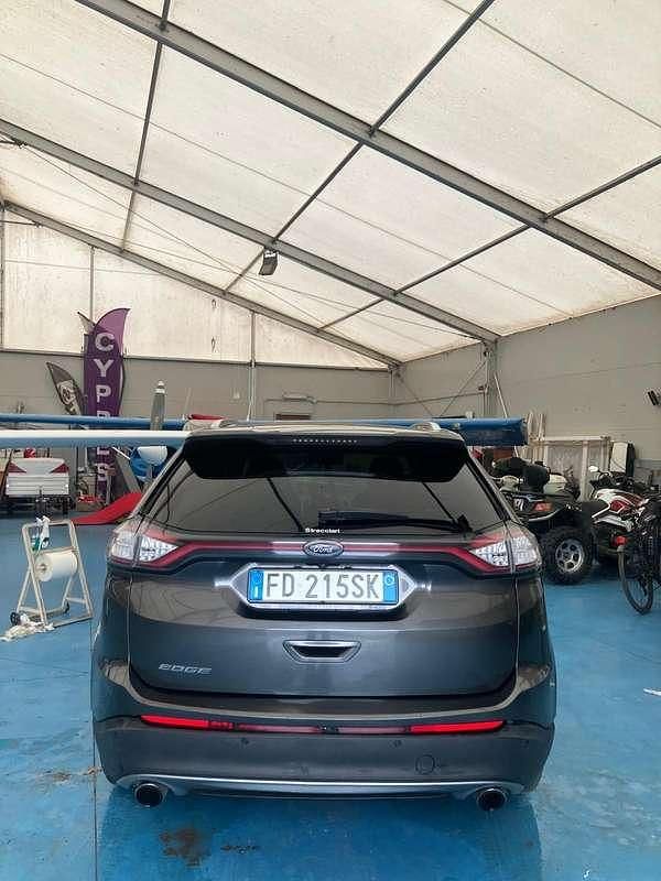 Usata Ford Edge Titanium 209 CV (153 kW) 2021 Grigio SUV