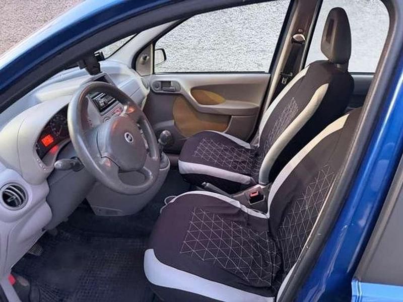 Usata Fiat Panda Dynamic 60 CV (44 kW) 2004 Blu/azzurro Utilitaria