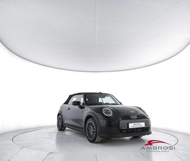 Usata Mini Cooper Cabriolet Favoured 163 CV (119 kW) 2025 Nero Cabrio