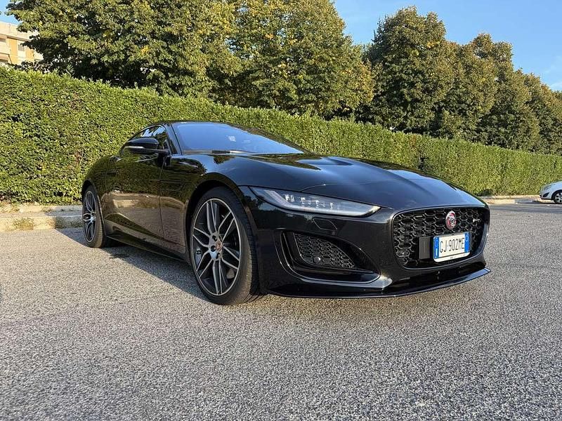 Usata 2022 Jaguar F-Type R-Dynamic Coupé | 80.000 € (Molto cara) - Immagine 1/4