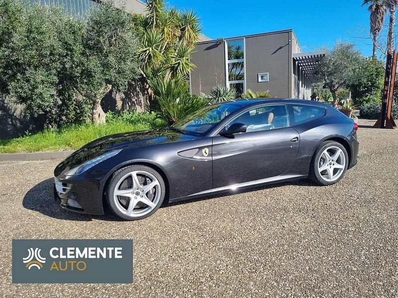 Usata Ferrari FF 659 CV (484 kW) 2012 Grigio Station wagon