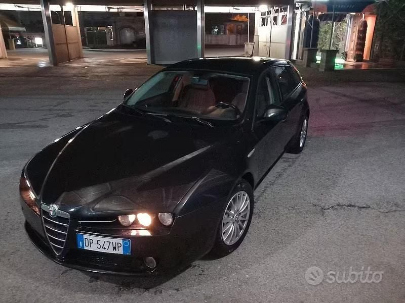 Usata Alfa Romeo 159 150 CV (110 kW) 2008 Nero Station wagon
