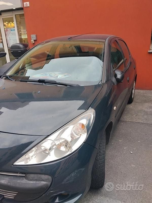 Usata Peugeot 206 60 CV (44 kW) 2010 Blu Berlina