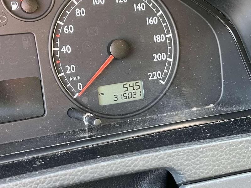 Usata VW Multivan Comfortline 174 CV (127 kW) 2003 Argento Furgone