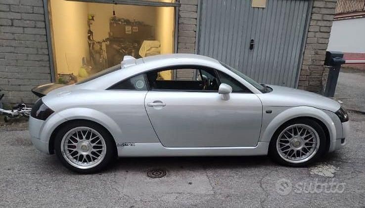 Usata Audi TT S-Line 179 CV (131 kW) 2000 Grigio Coupé