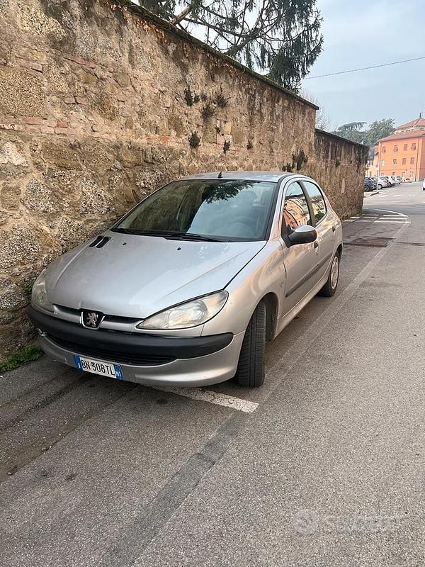 Usata Peugeot 206 2001 Berlina
