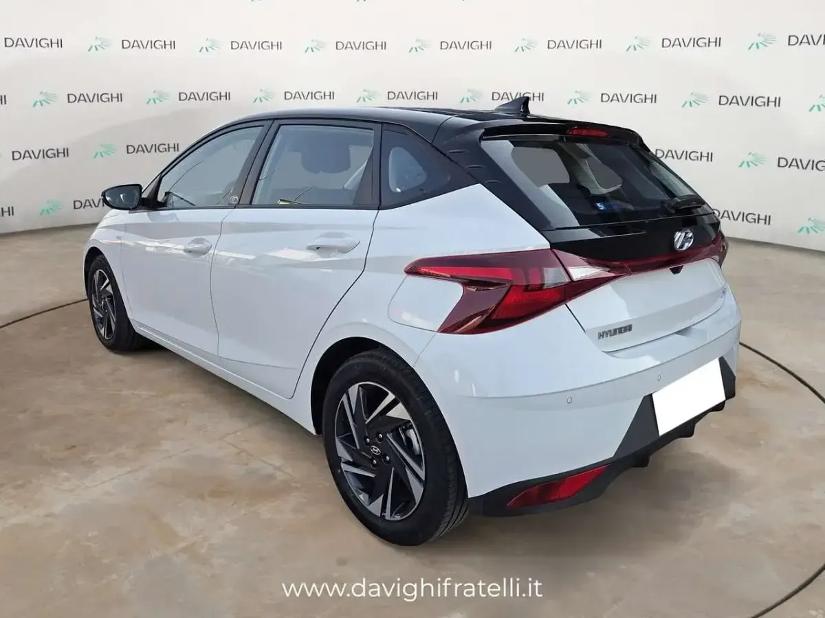 Usata Hyundai i20 101 CV (74 kW) 2021 Bianco Utilitaria