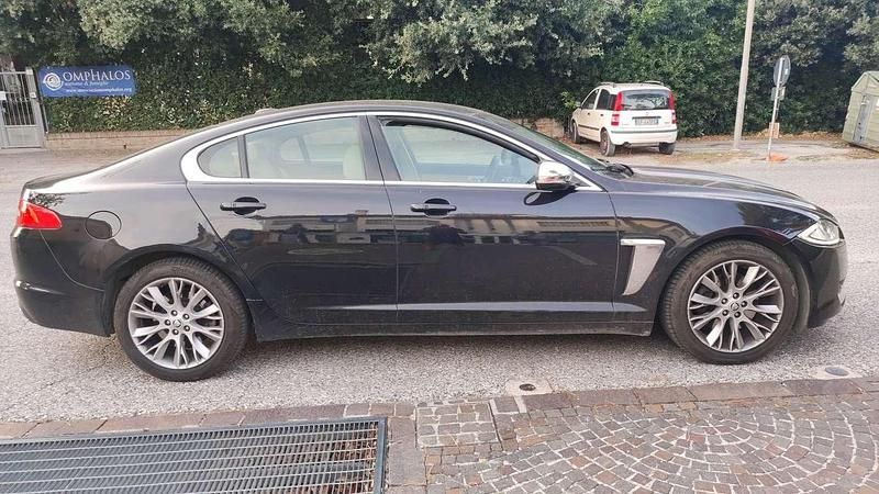 Usata Jaguar XF 241 CV (177 kW) 2012 Berlina