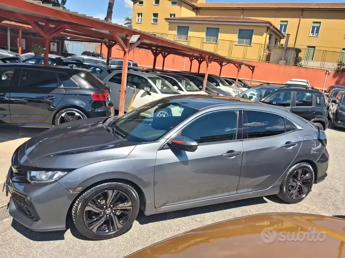 Usata Honda Civic Executive 126 CV (92 kW) 2018 Grigio Berlina