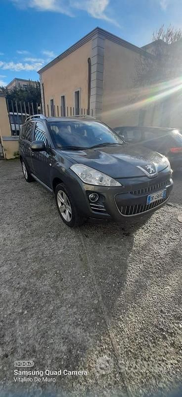 Usata Peugeot 4007 156 CV (114 kW) 2008 Verde SUV