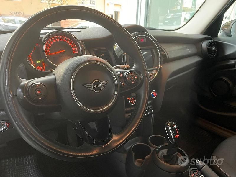 Occasion Mini Cooper Business 2019 Noir Citadine