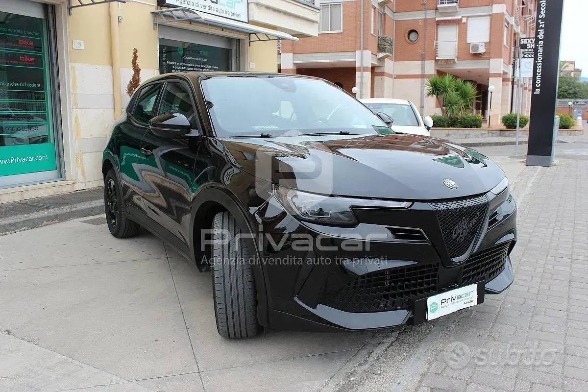 Usata Alfa Romeo GT Junior 136 CV (100 kW) 2024 Nero Station wagon