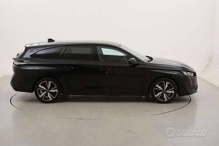 Usata Peugeot 308 SW Allure 131 CV (96 kW) 2022 Nero Station wagon