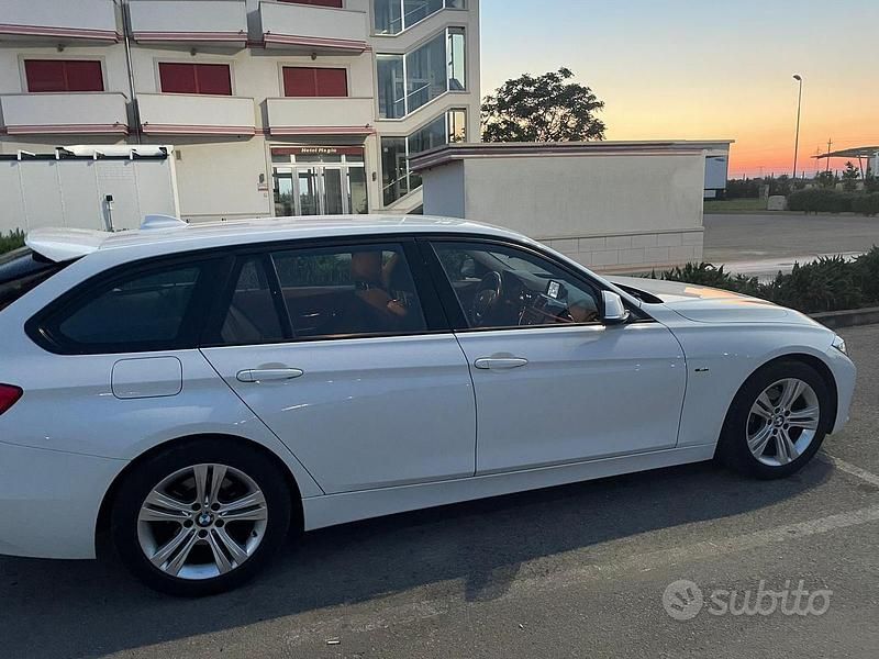 Usata BMW 316 Sport Line 116 CV (85 kW) 2014 Station wagon
