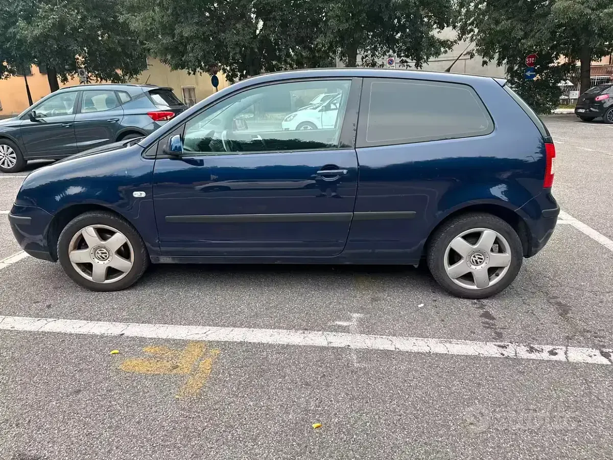 Usata VW Polo 64 CV (47 kW) 2002 Bluazzurro Utilitaria