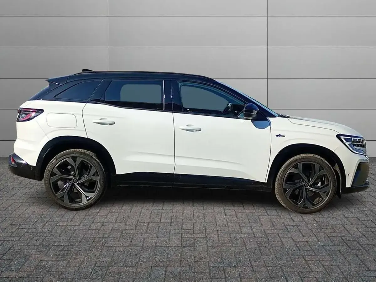 Usata Renault Austral Techno Esprit Alpine 131 CV (96 kW) 2023 Other SUV