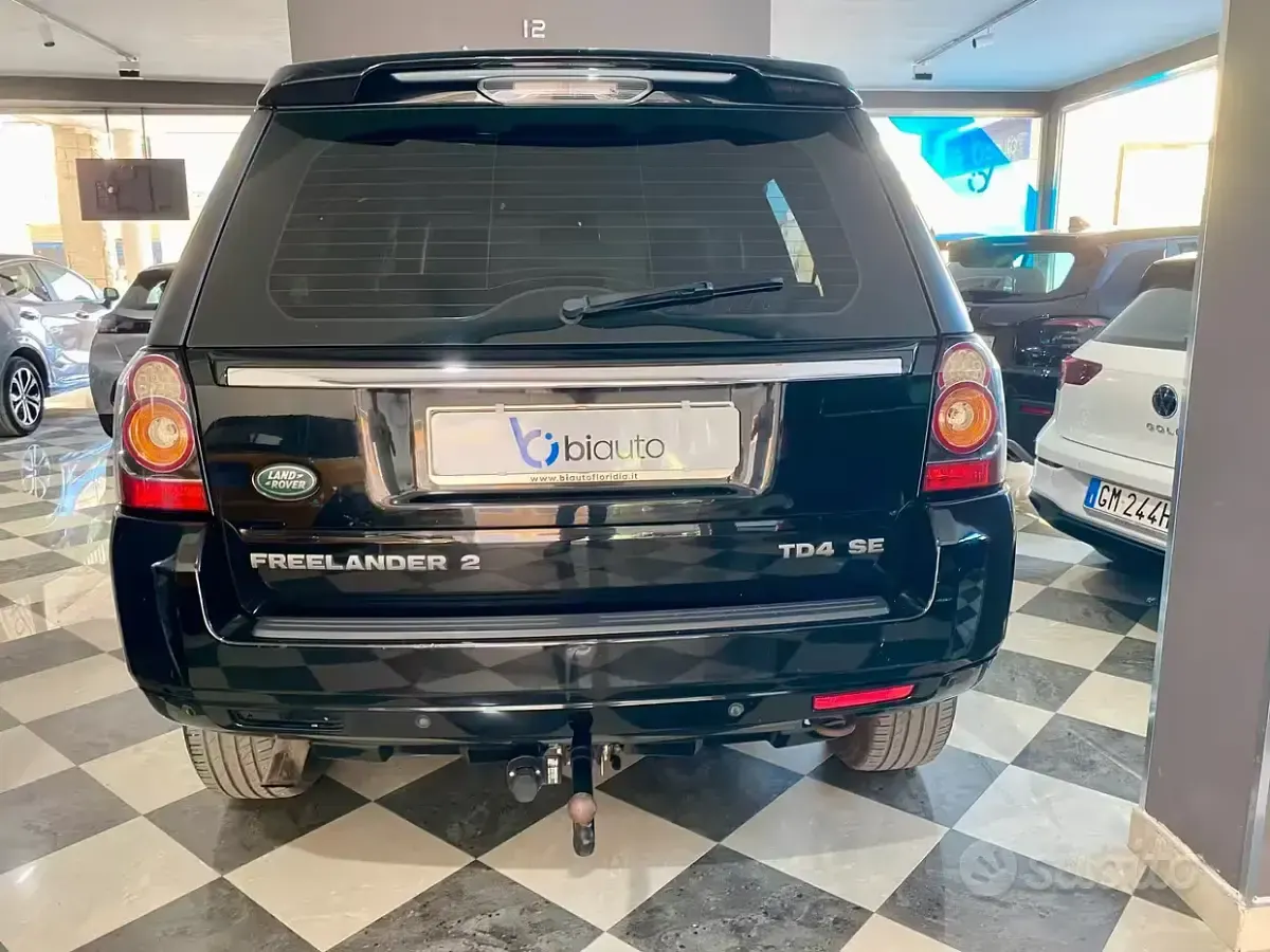 Usata Land Rover Freelander 2 HSE 150 CV (110 kW) 2013 Nero SUV