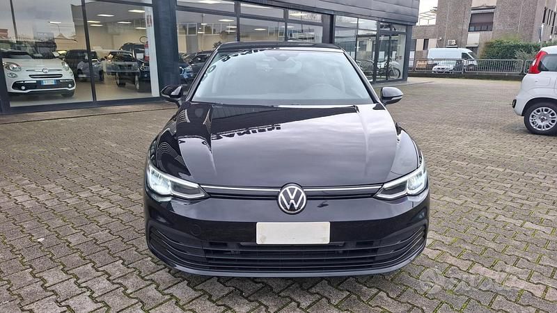 Usata VW Golf VIII Life 150 CV (110 kW) 2020 Nero Berlina